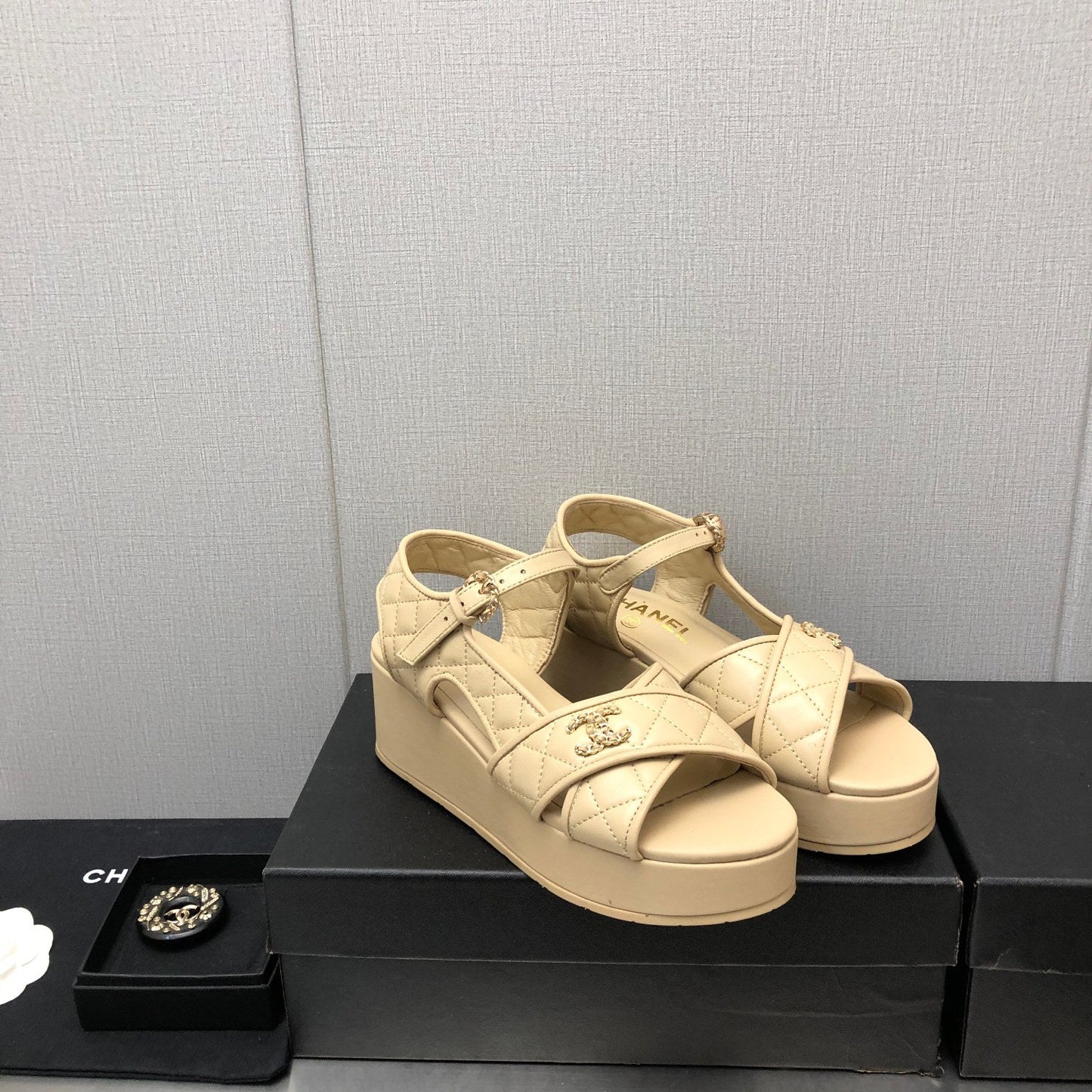 Luxury Shoes Sandals - CHL - 931