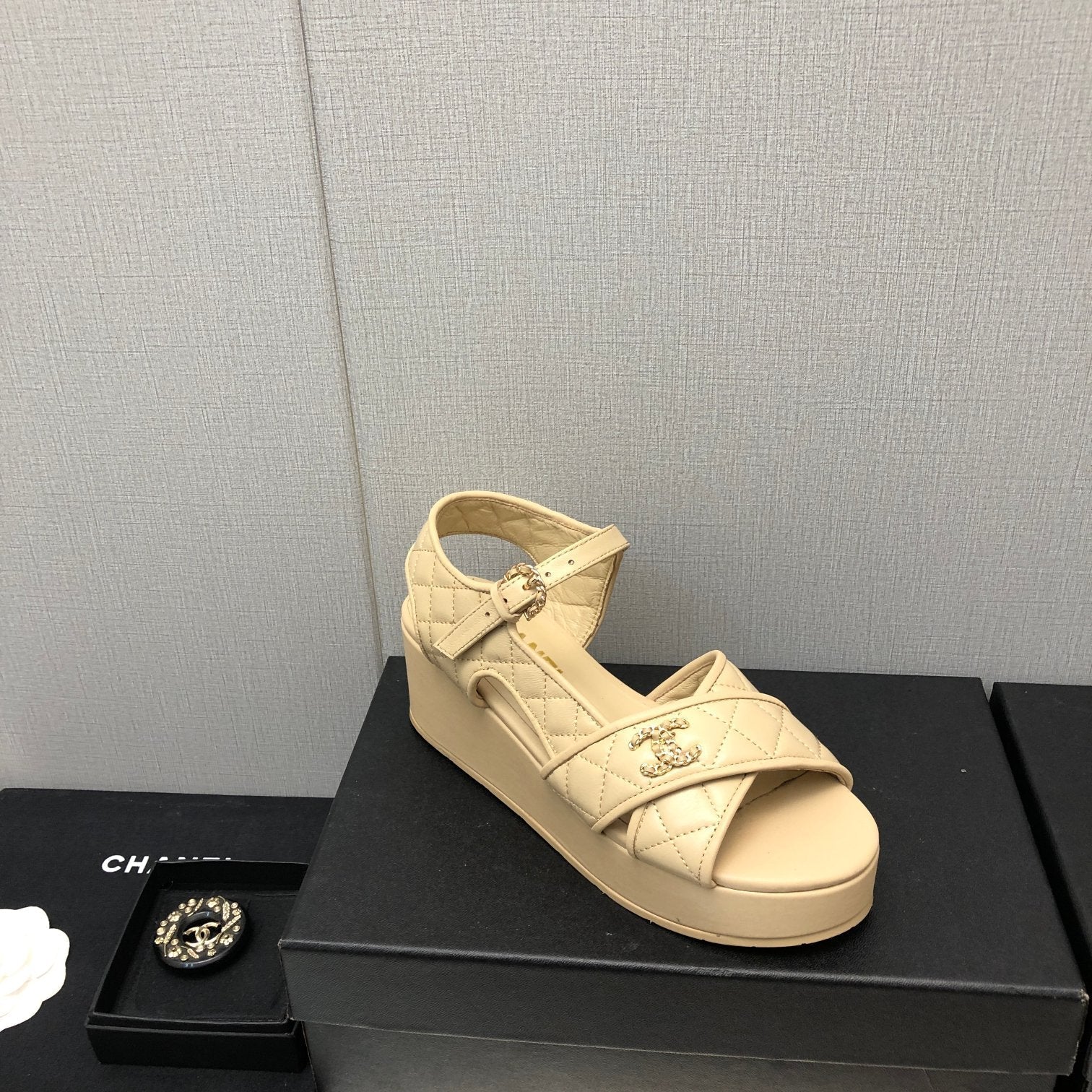 Luxury Shoes Sandals - CHL - 931