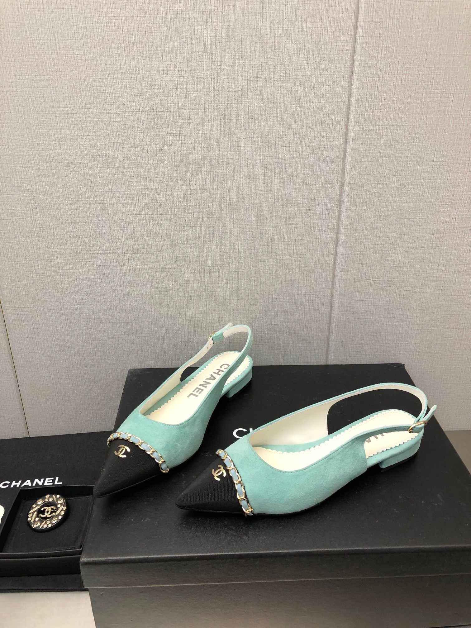 Luxury Shoes Sandals - CHL - 870