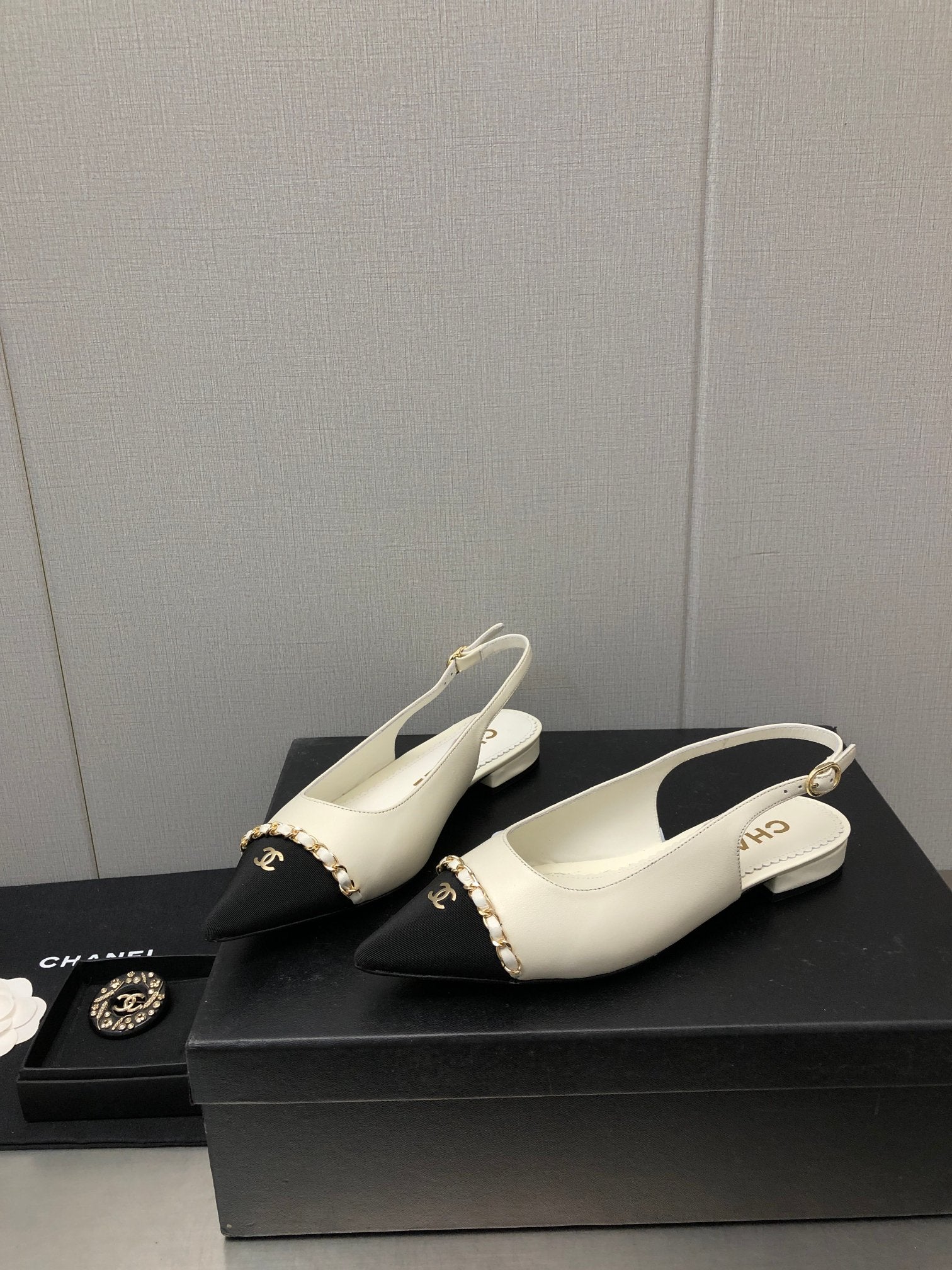 Luxury Shoes Sandals - CHL - 871