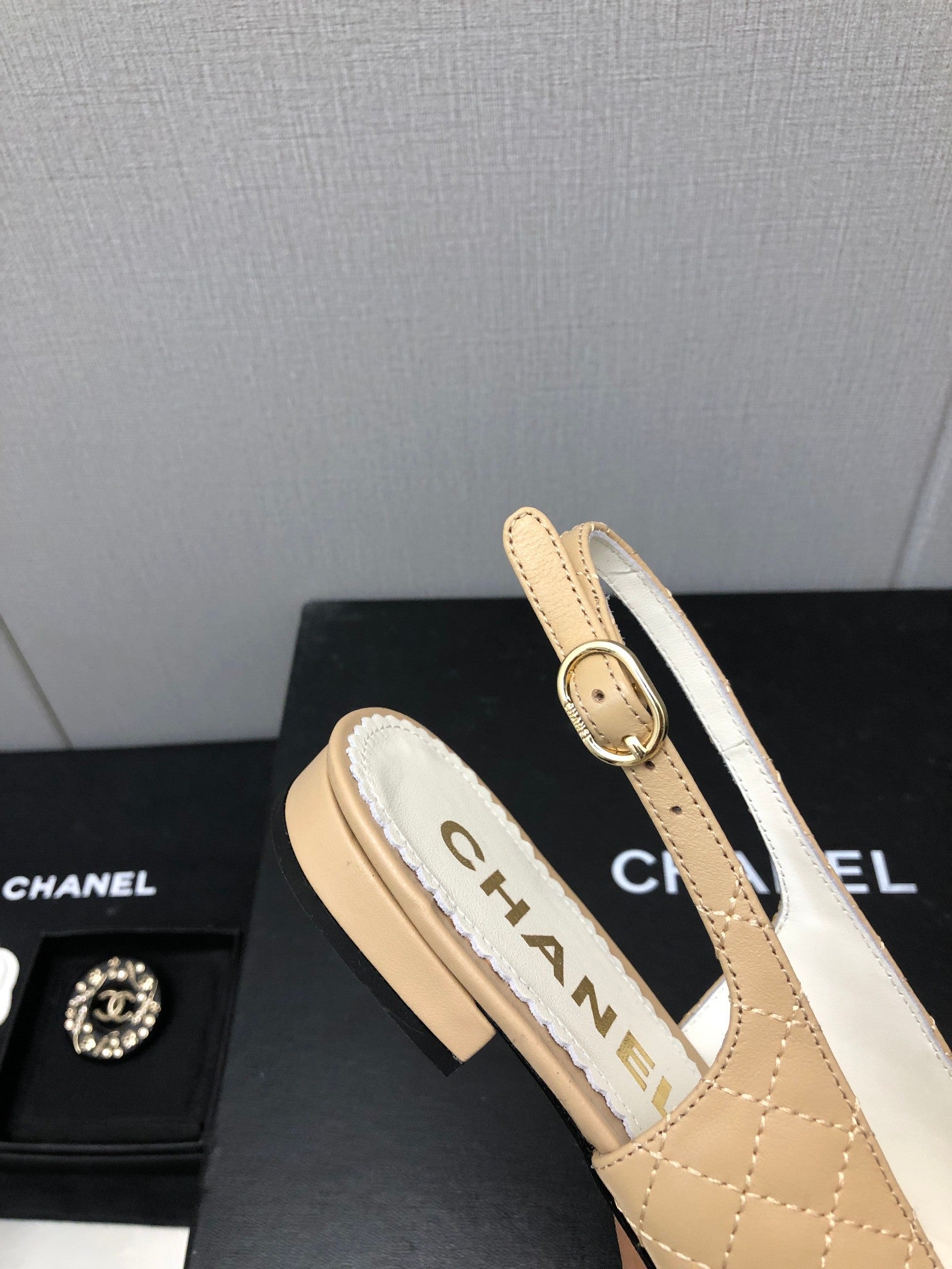 Luxury Shoes Sandals - CHL - 875
