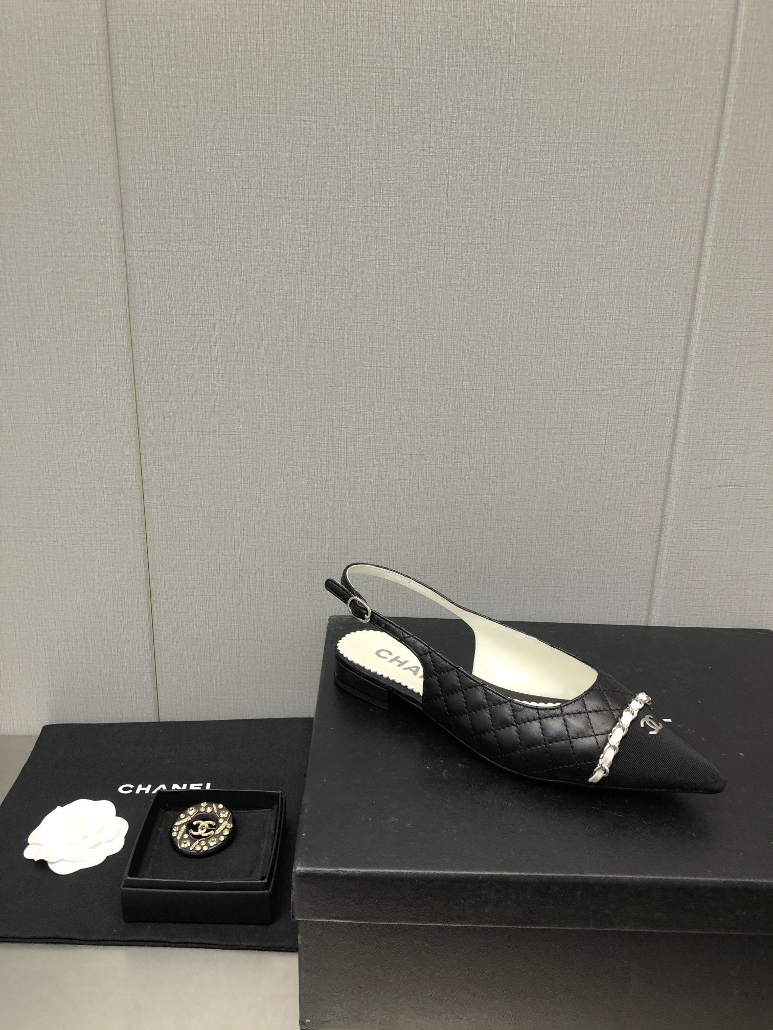 Luxury Shoes Sandals - CHL - 877