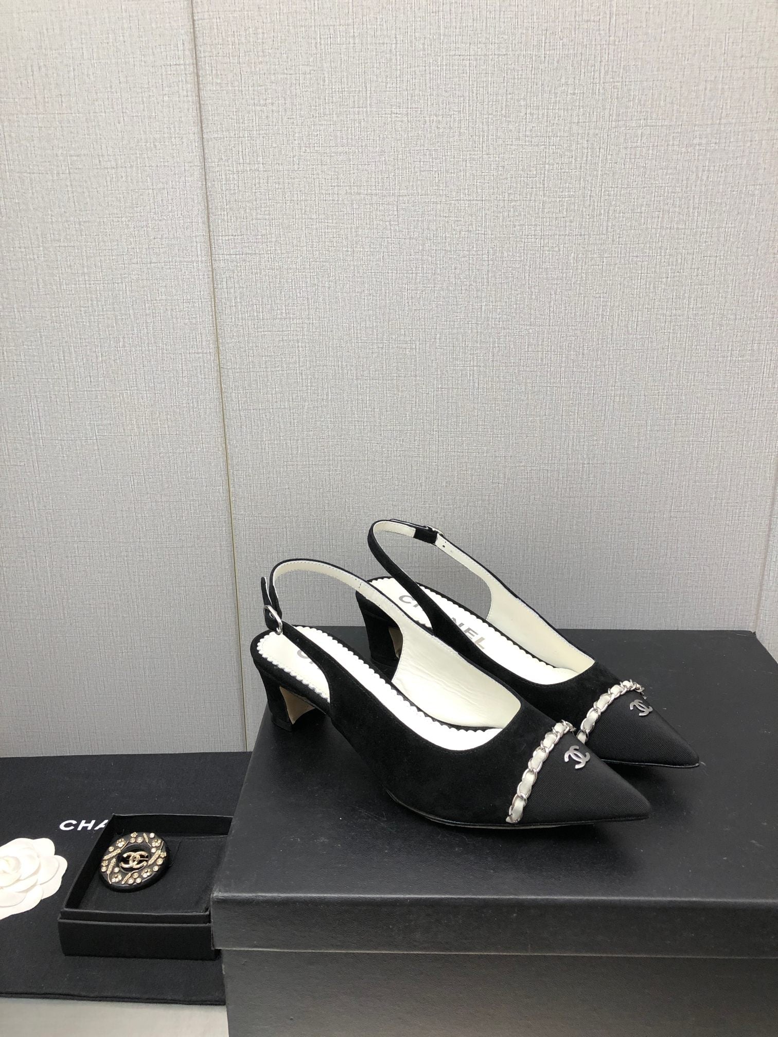 Luxury Shoes Sandals - CHL - 878
