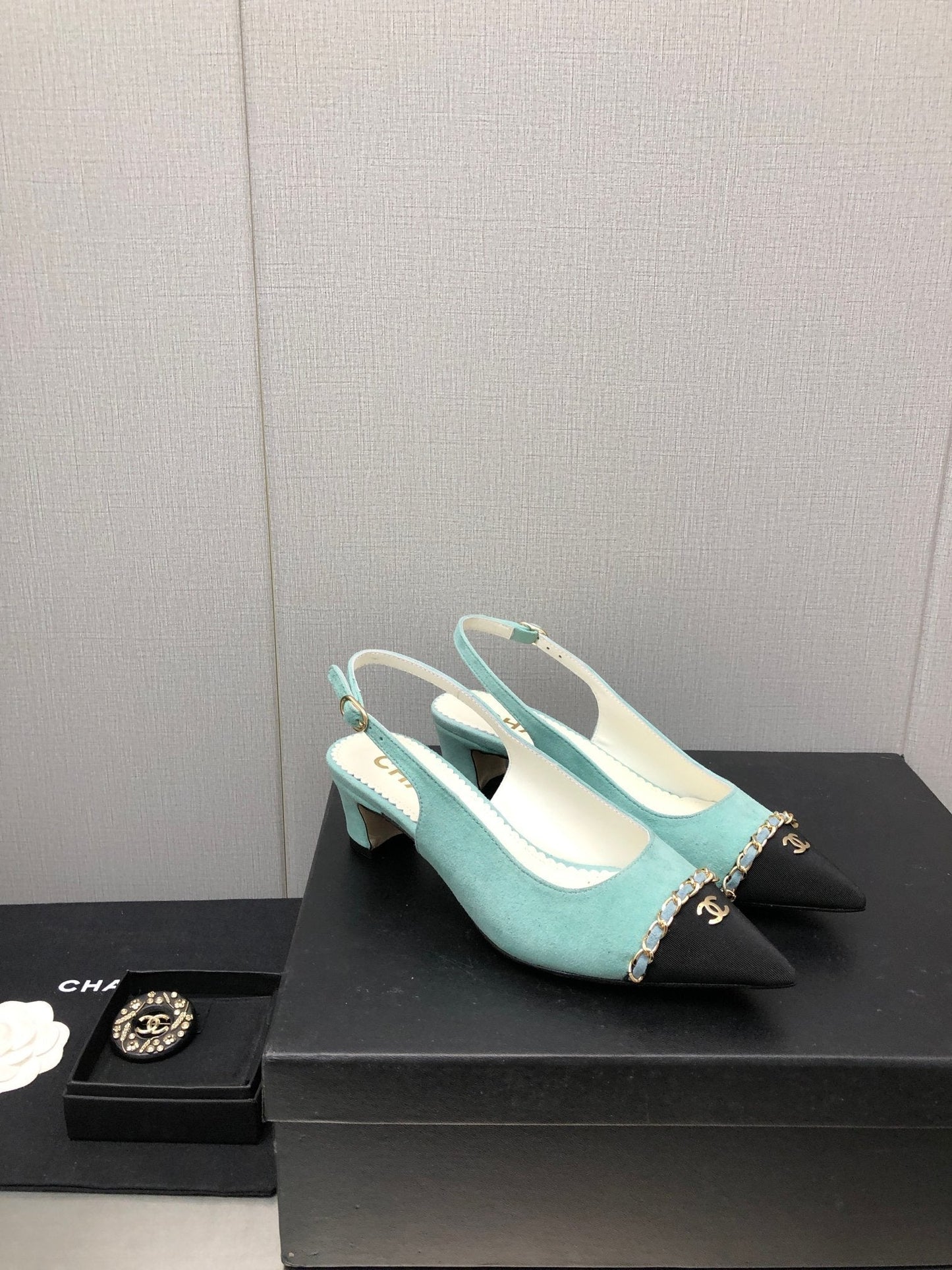 Luxury Shoes Sandals - CHL - 879