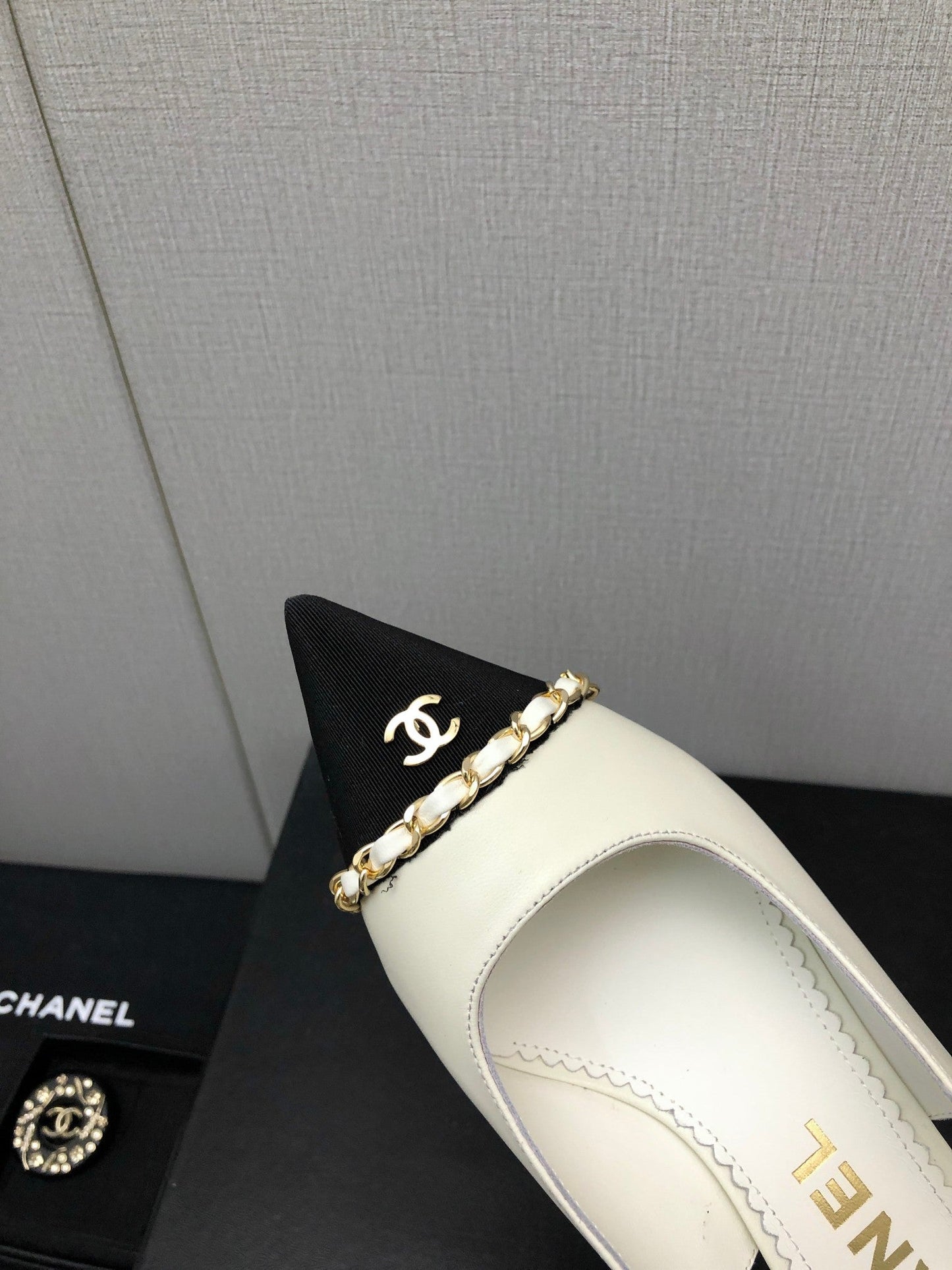 Luxury Shoes Sandals - CHL - 880