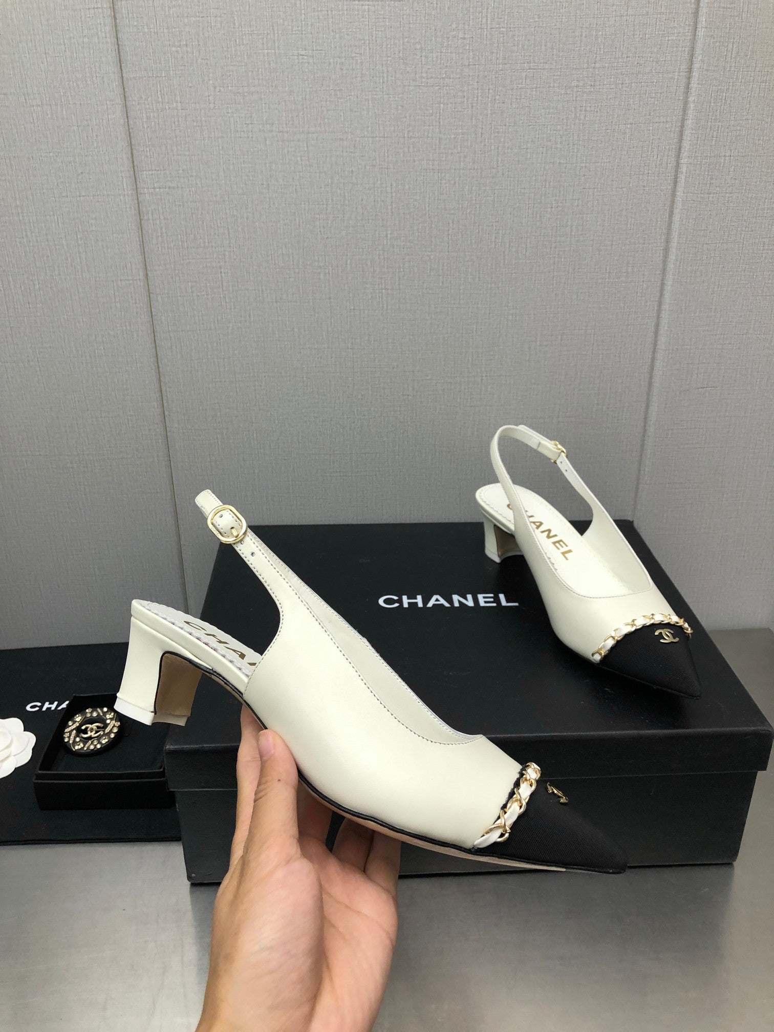 Luxury Shoes Sandals - CHL - 880