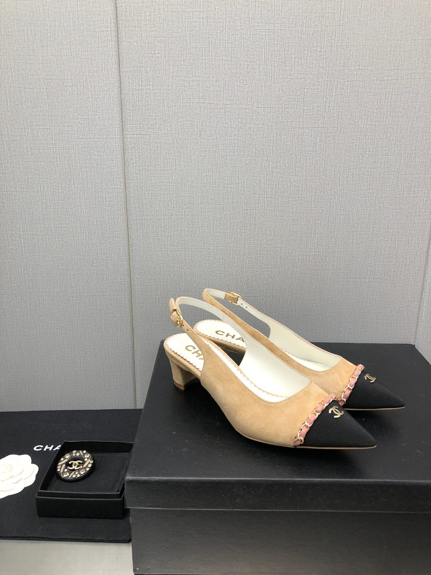 Luxury Shoes Sandals - CHL - 881