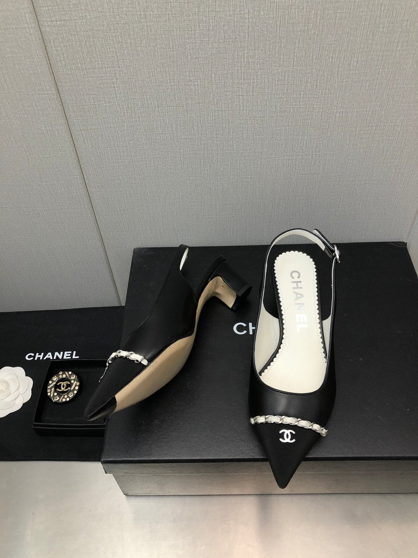 Luxury Shoes Sandals - CHL - 882