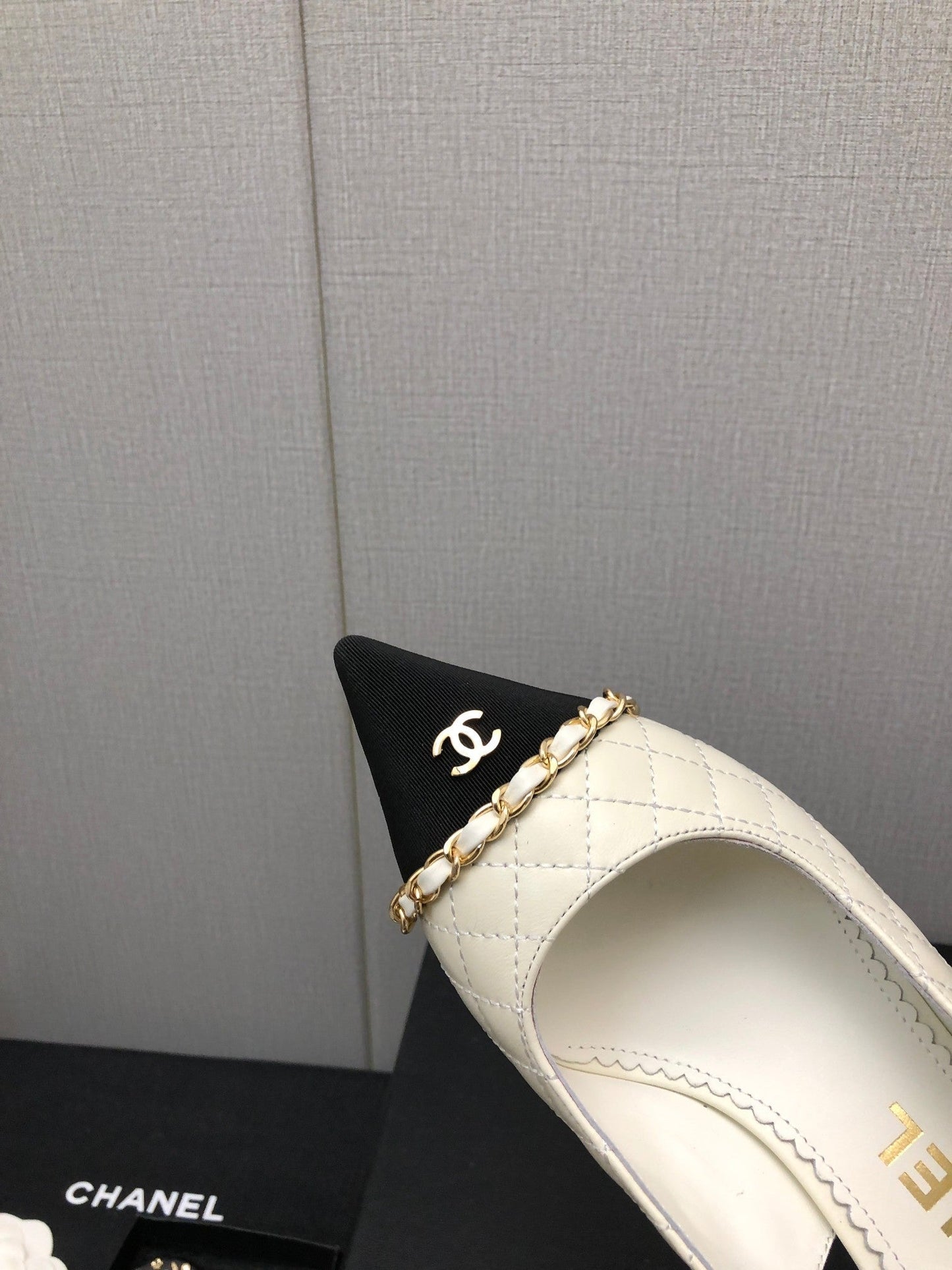 Luxury Shoes Sandals - CHL - 884