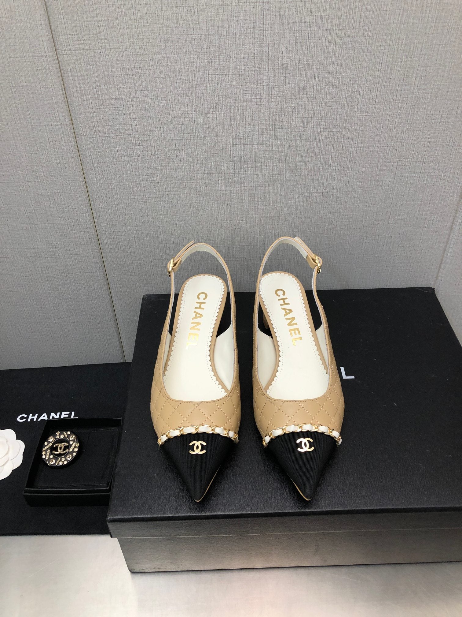 Luxury Shoes Sandals - CHL - 885