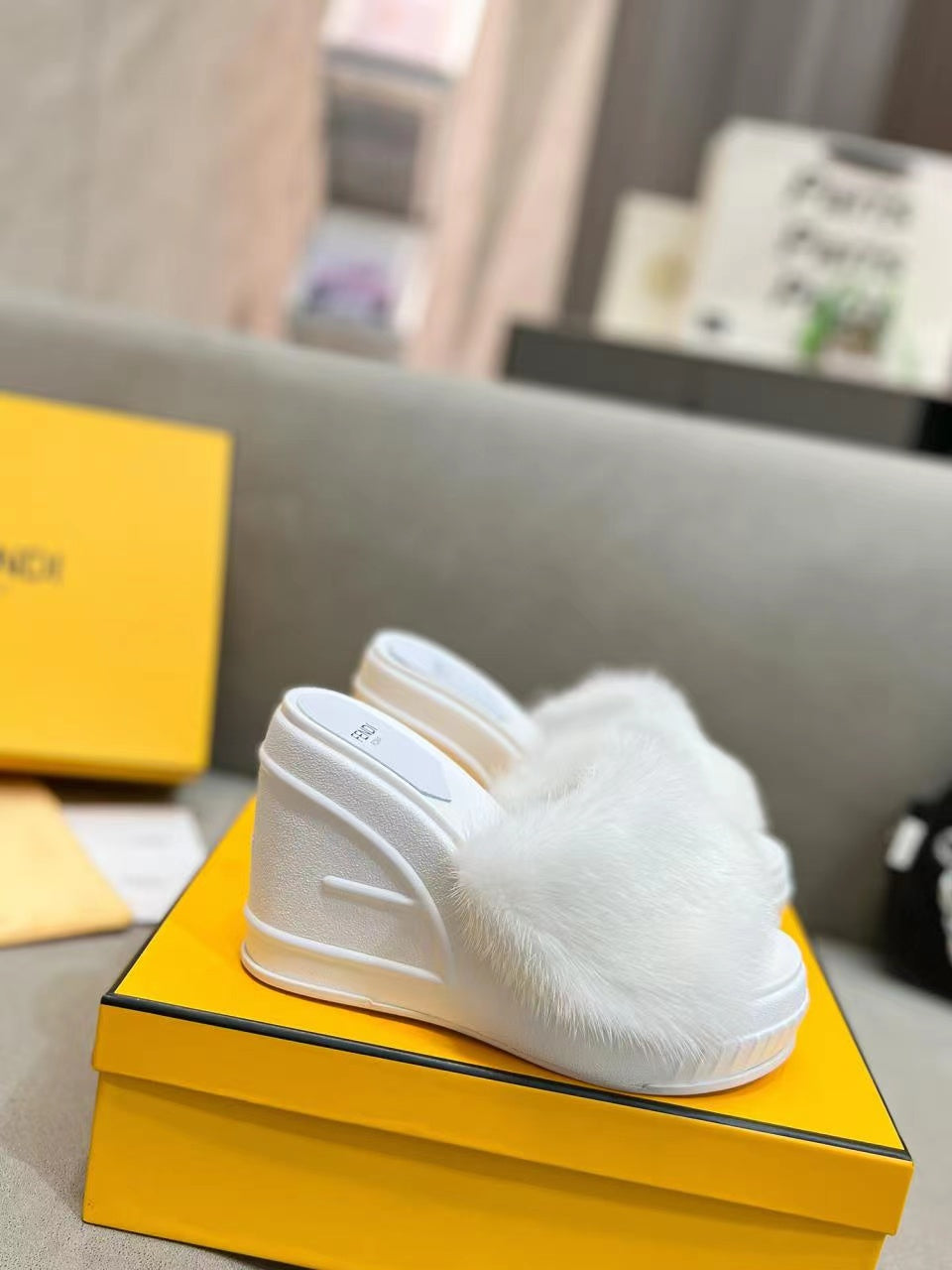 Luxury Shoes - FED - 140