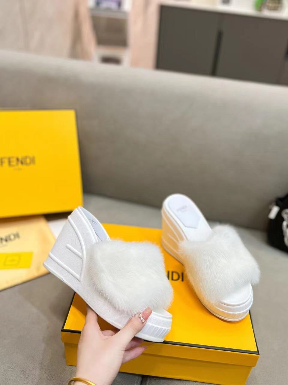 Luxury Shoes - FED - 185