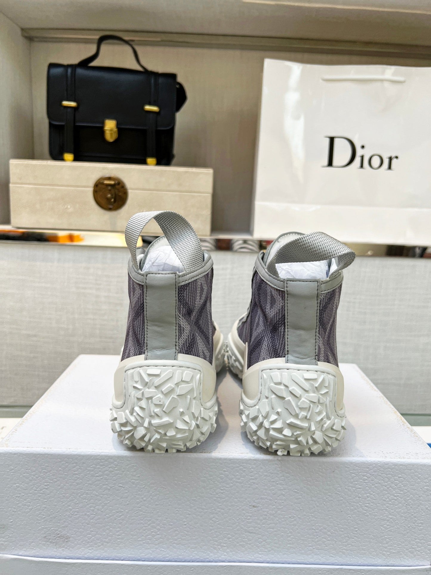 Luxury Shoes - DIR - 587