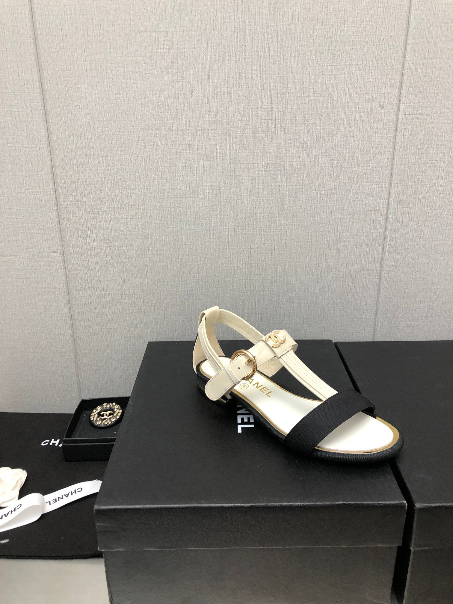 Luxury Shoes Sandals - CHL - 764