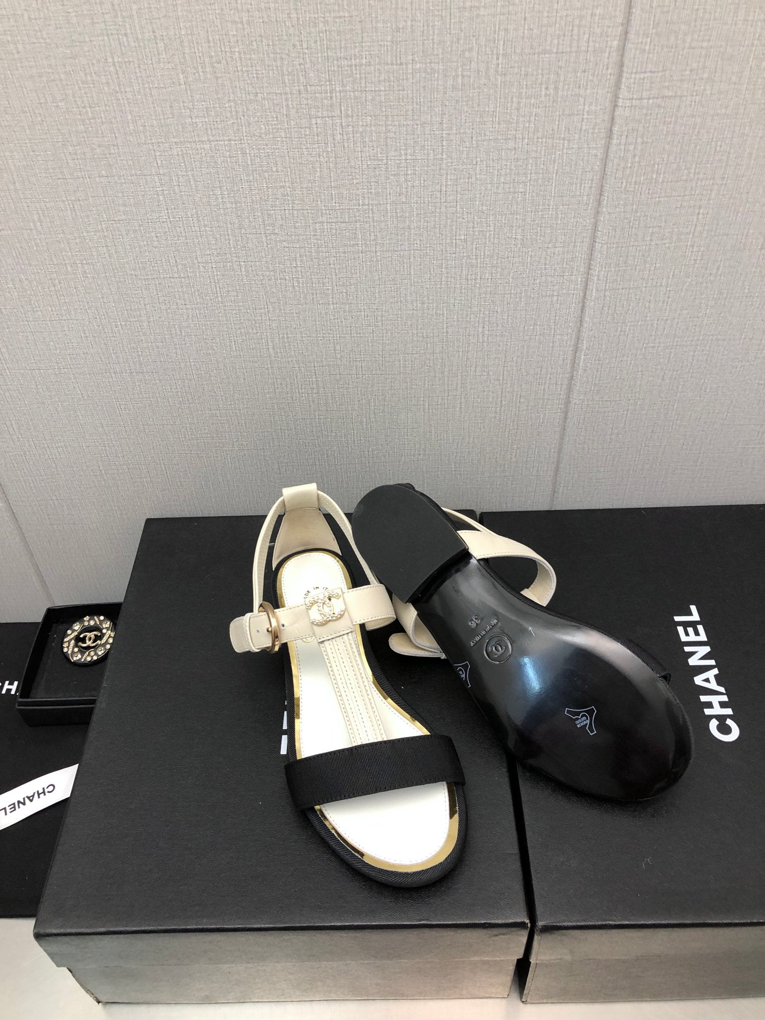 Luxury Shoes Sandals - CHL - 764