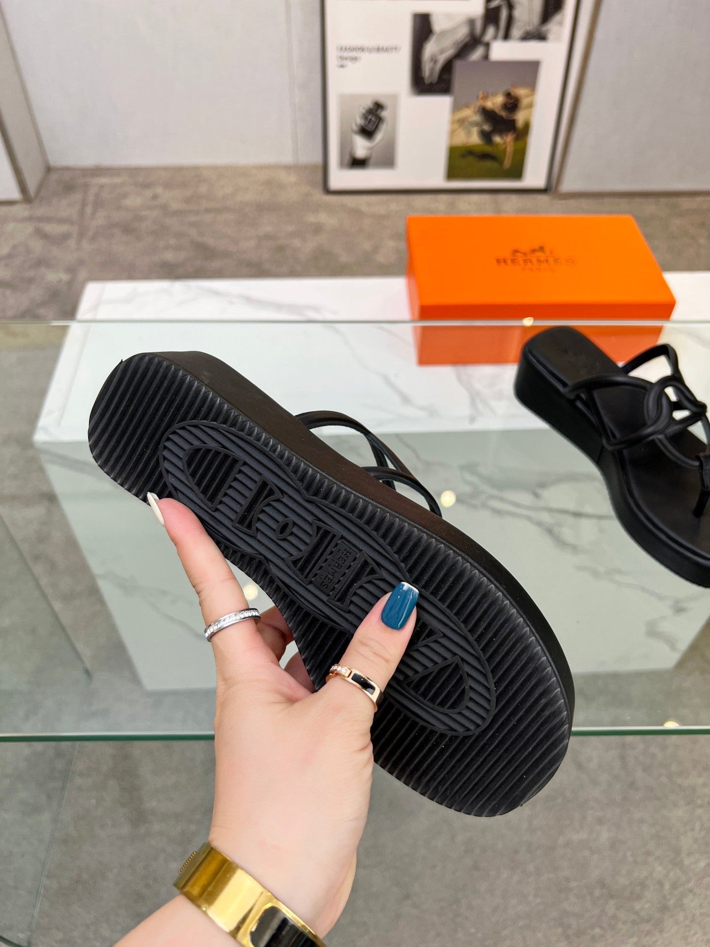Luxury Shoes - HMS - 010