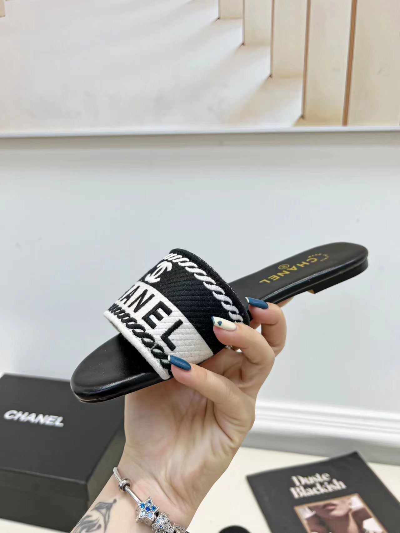 Luxury Shoes Sandals - CHL - 673