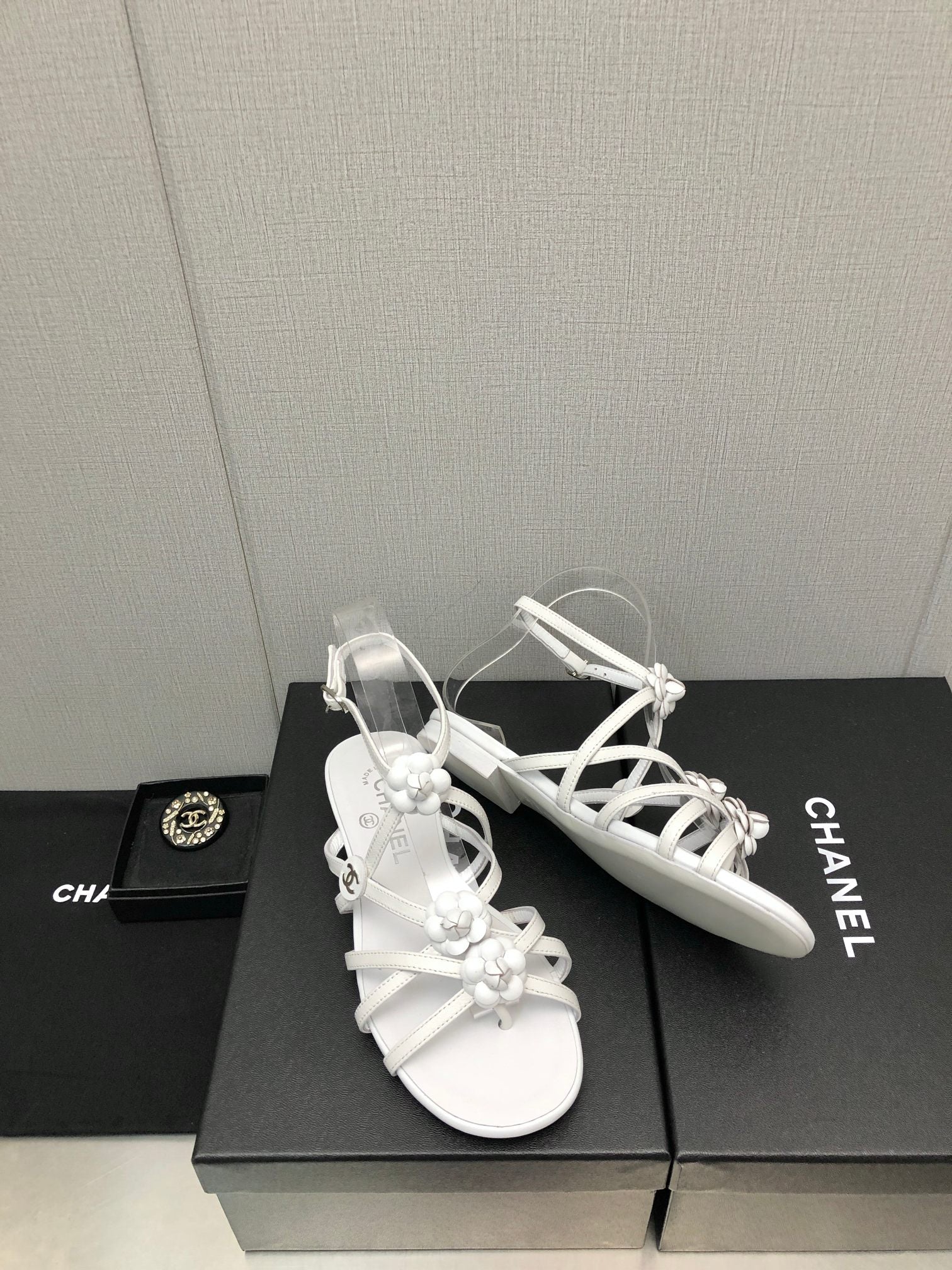 Luxury Shoes Sandals - CHL - 633