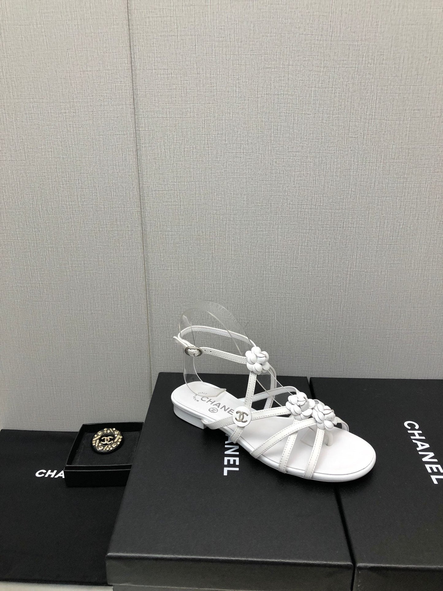 Luxury Shoes Sandals - CHL - 633
