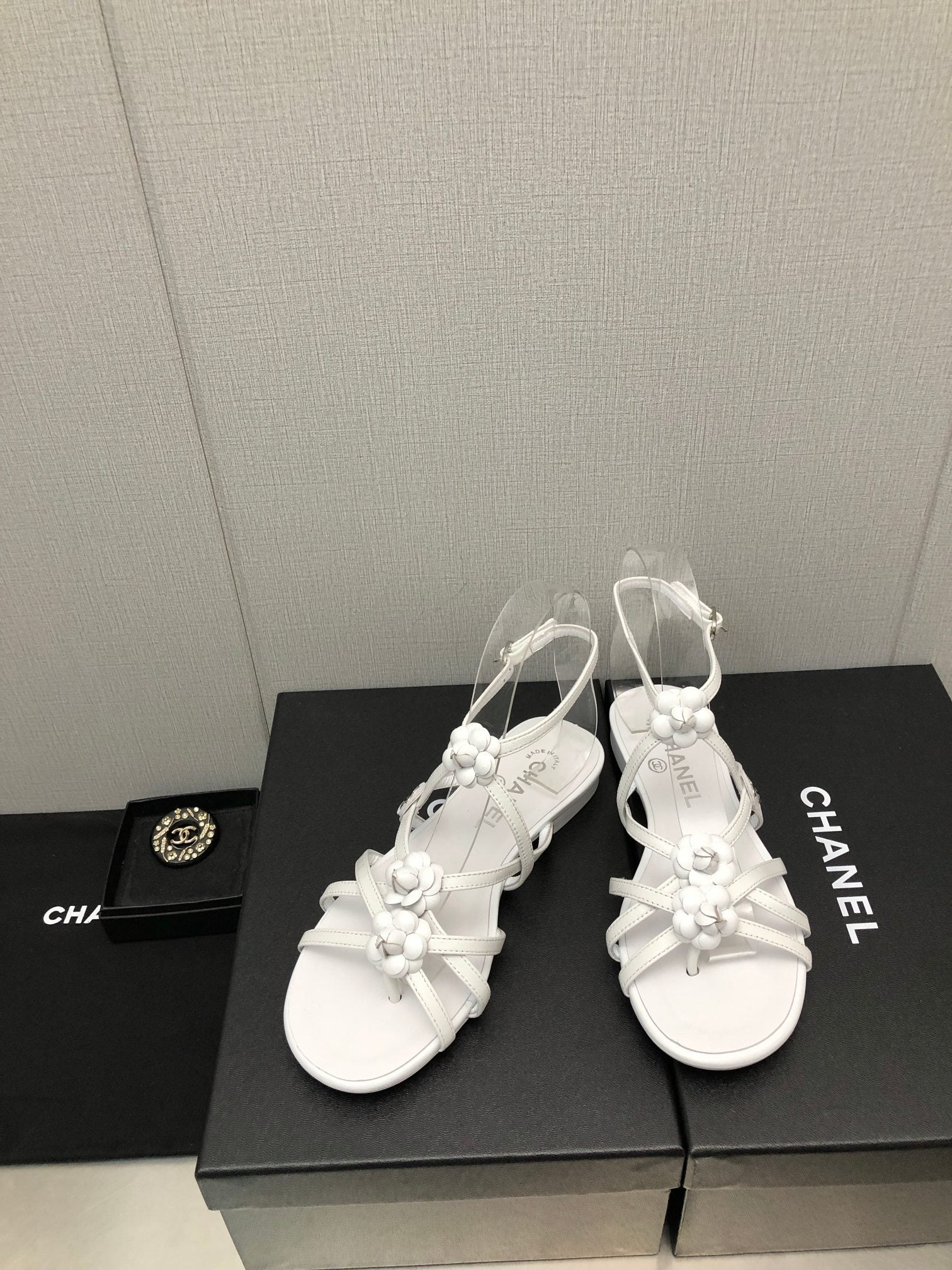 Luxury Shoes Sandals - CHL - 633