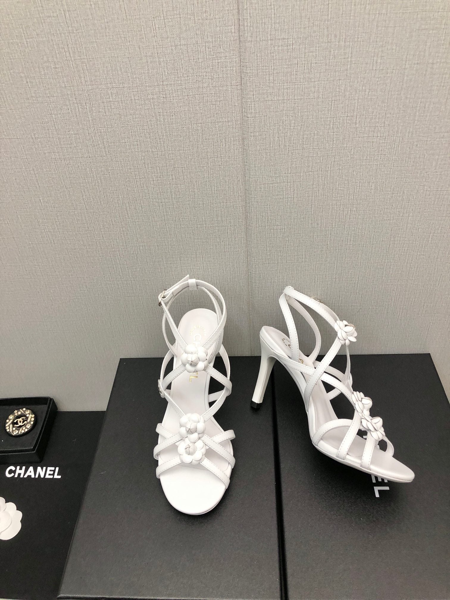 Luxury Shoes Sandals - CHL - 640