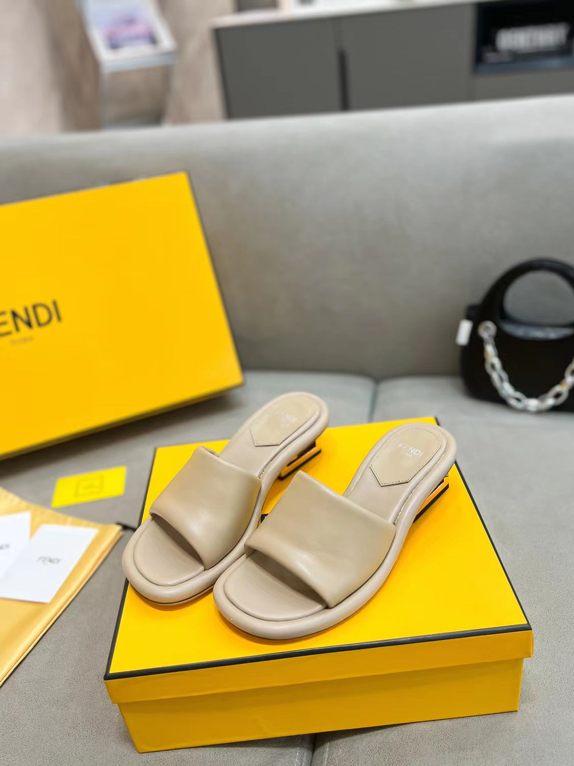 Luxury Shoes - FED - 150