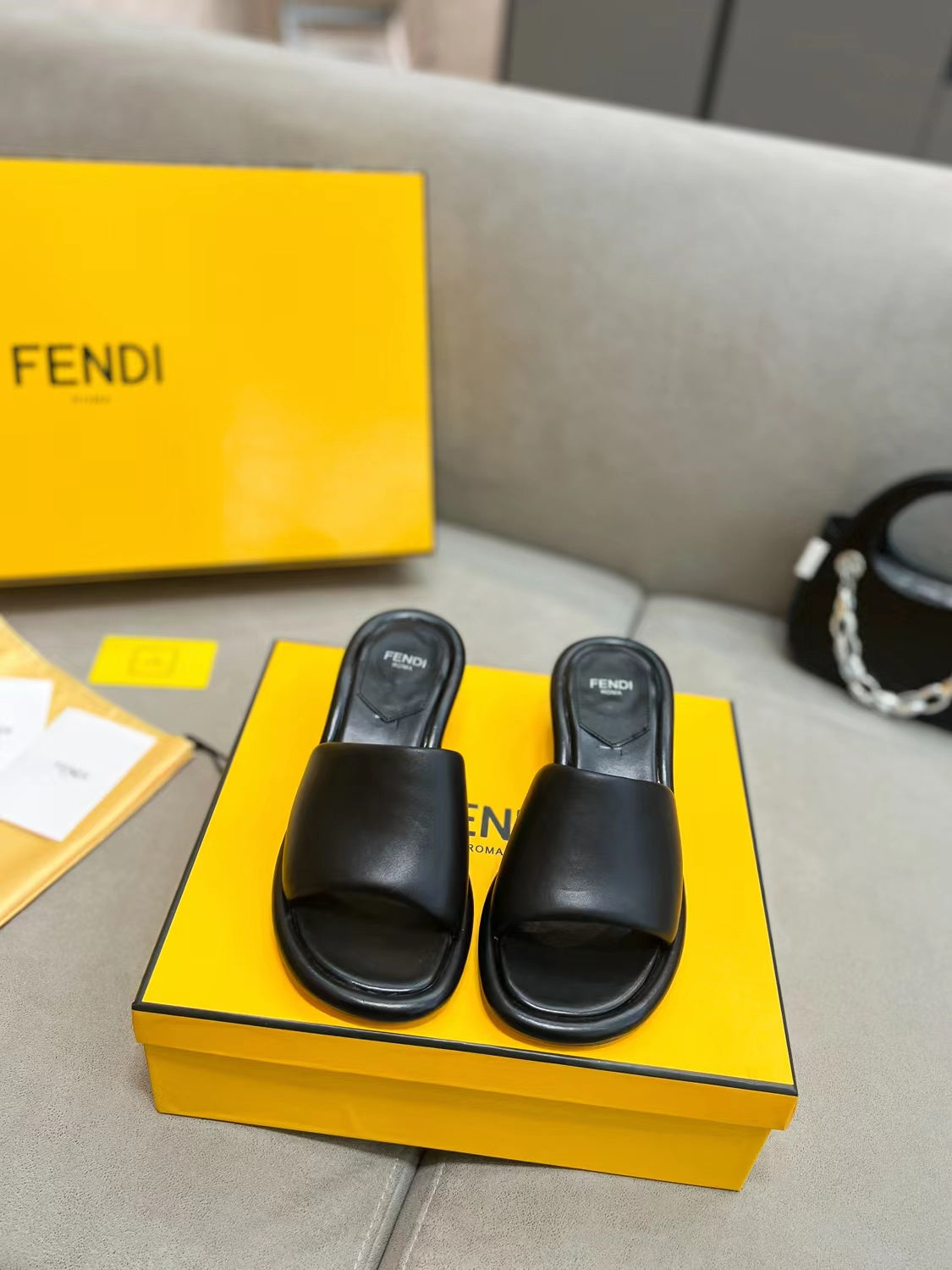 Luxury Shoes - FED - 151