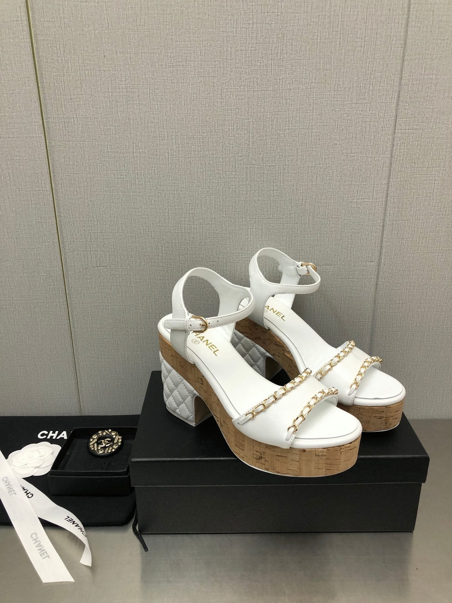 Luxury Shoes Sandals - CHL - 548