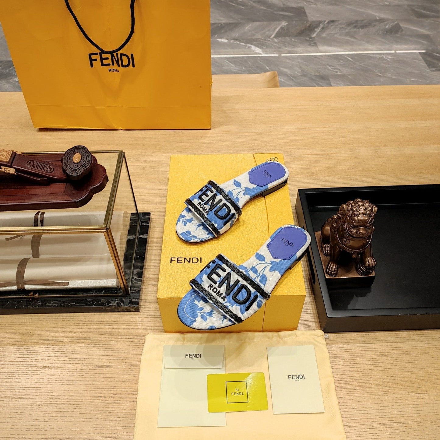 Luxury Shoes - FED - 032