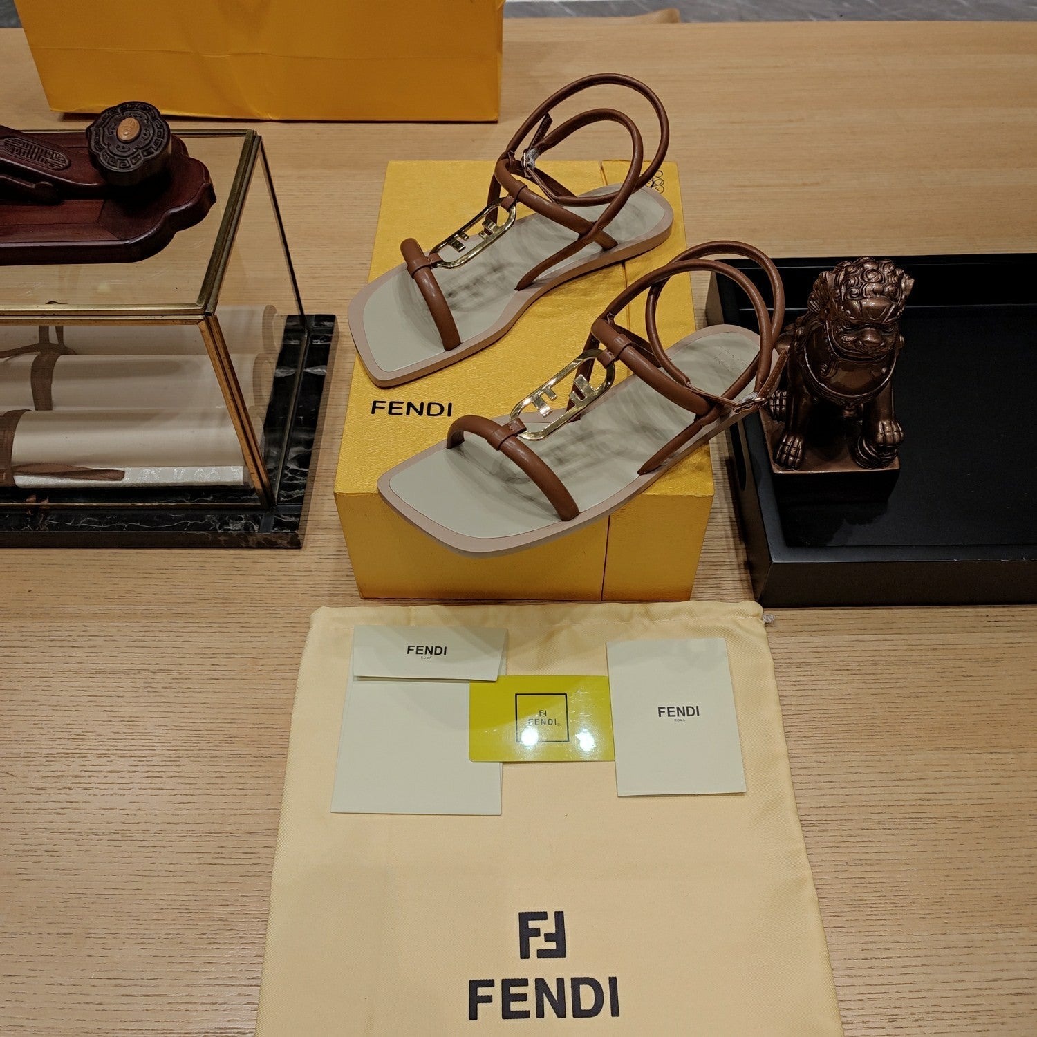 Luxury Shoes - FED - 037
