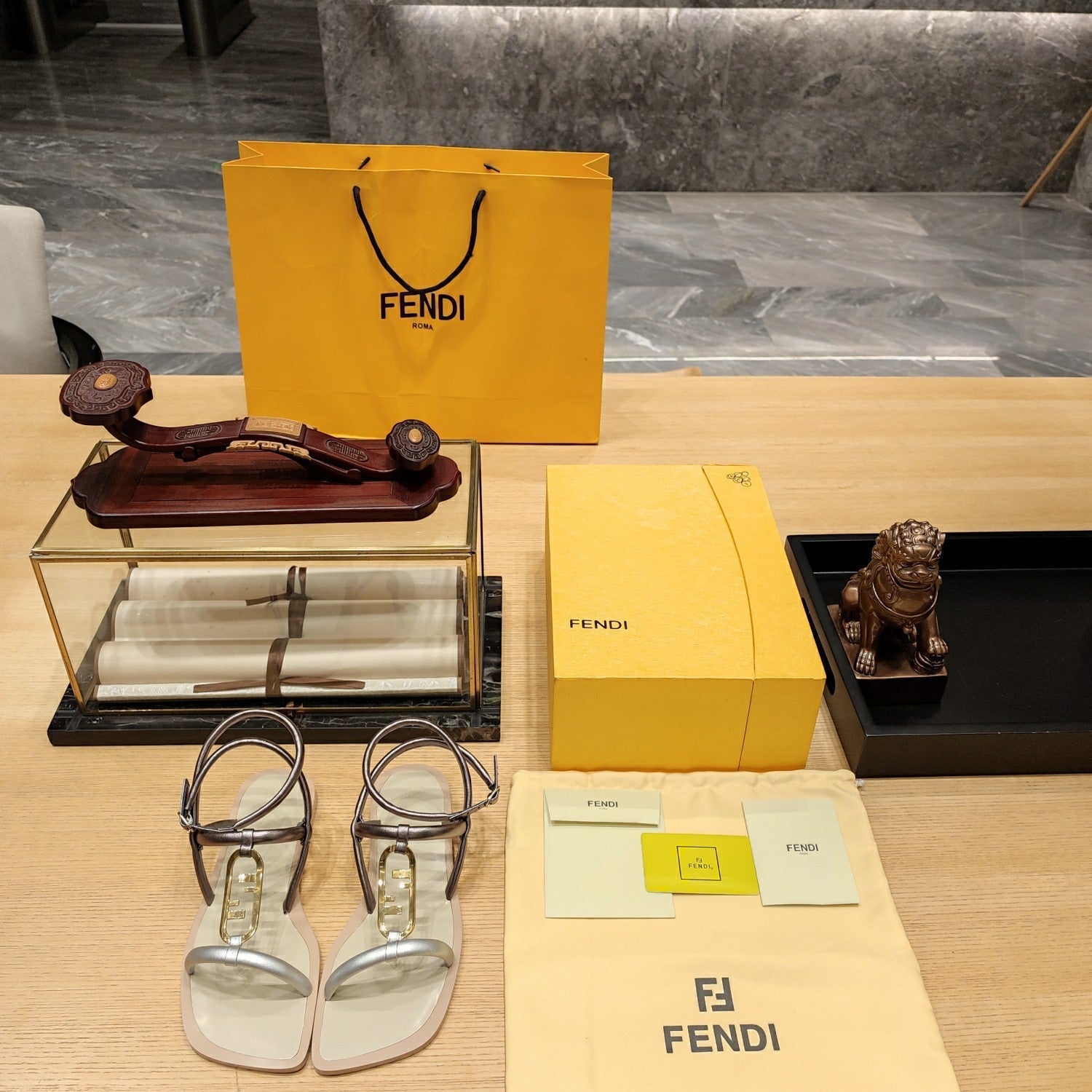 Luxury Shoes - FED - 038