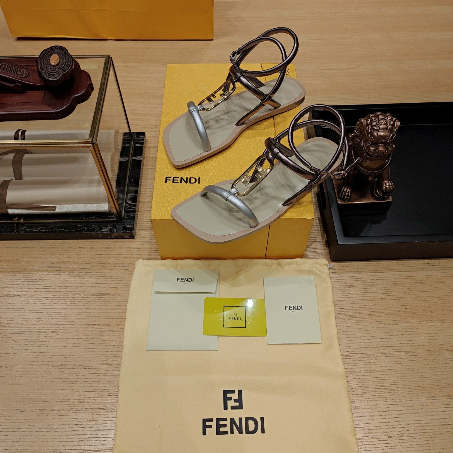 Luxury Shoes - FED - 038