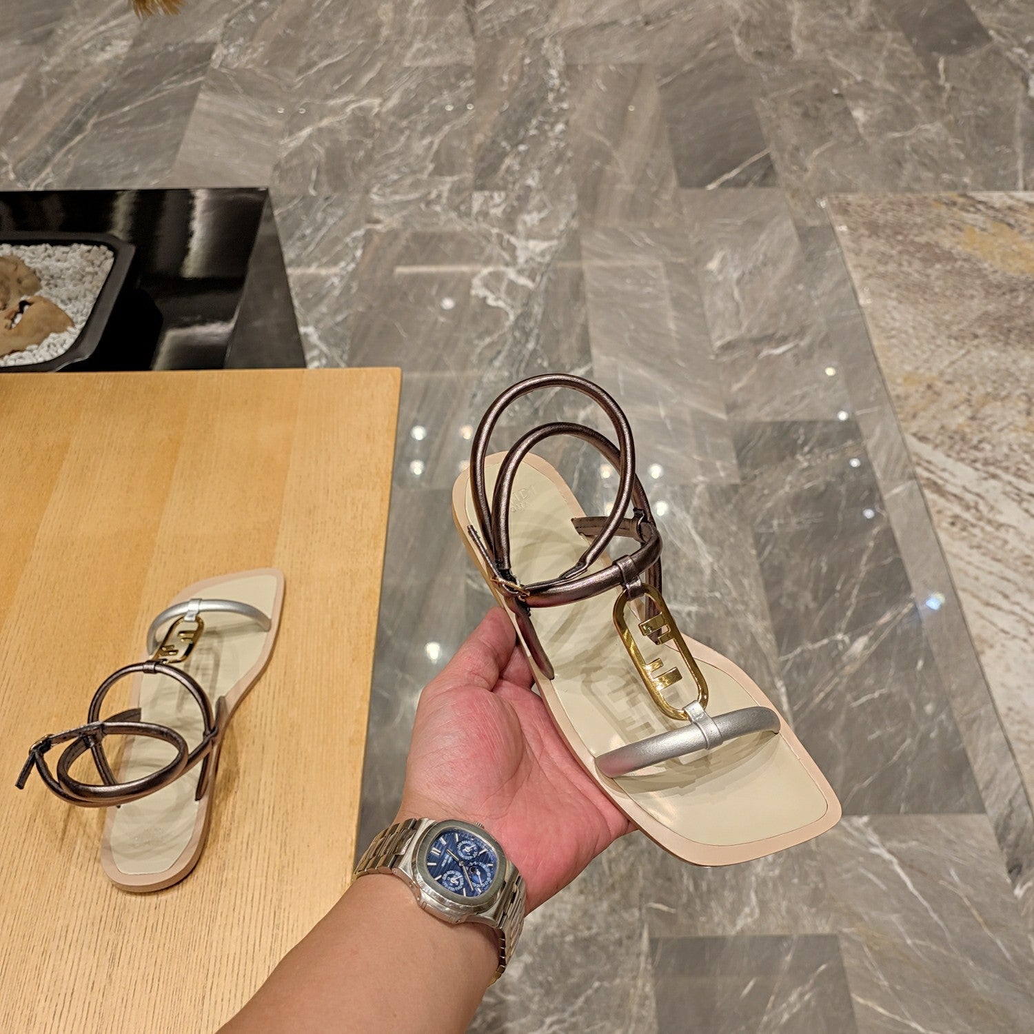 Luxury Shoes - FED - 038