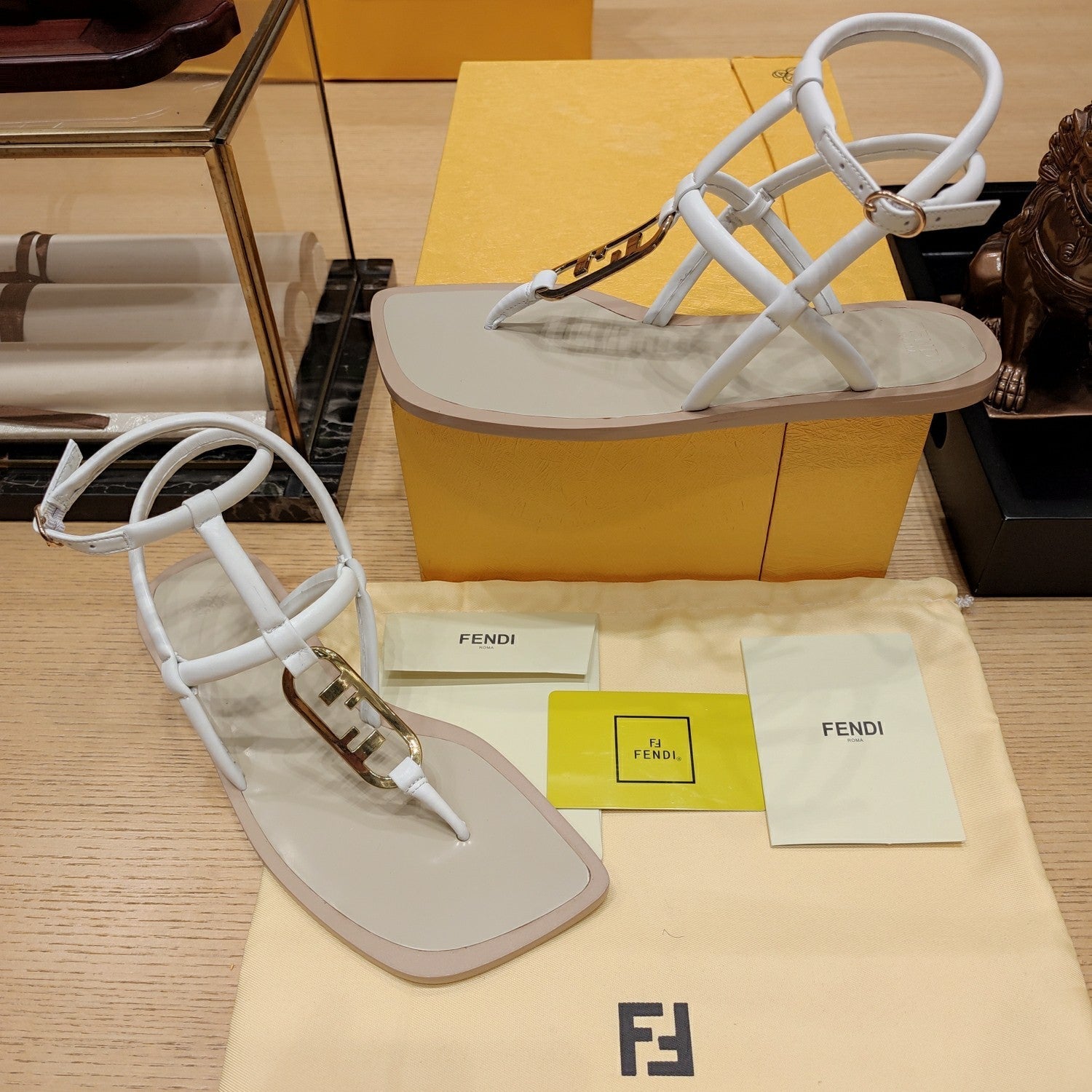 Luxury Shoes - FED - 040