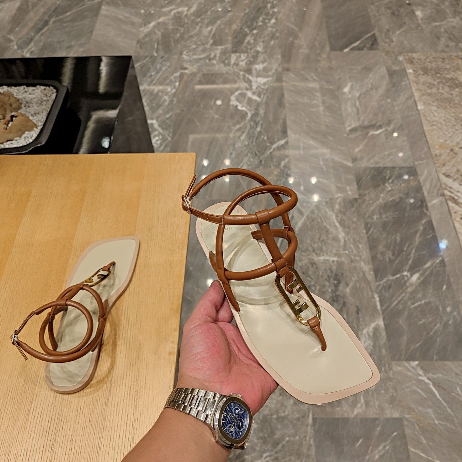Luxury Shoes - FED - 041