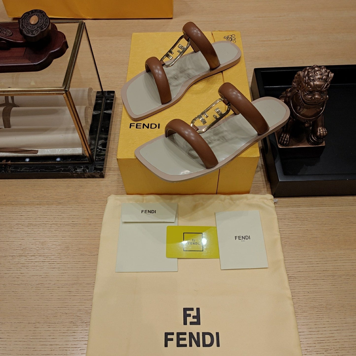 Luxury Shoes - FED - 044