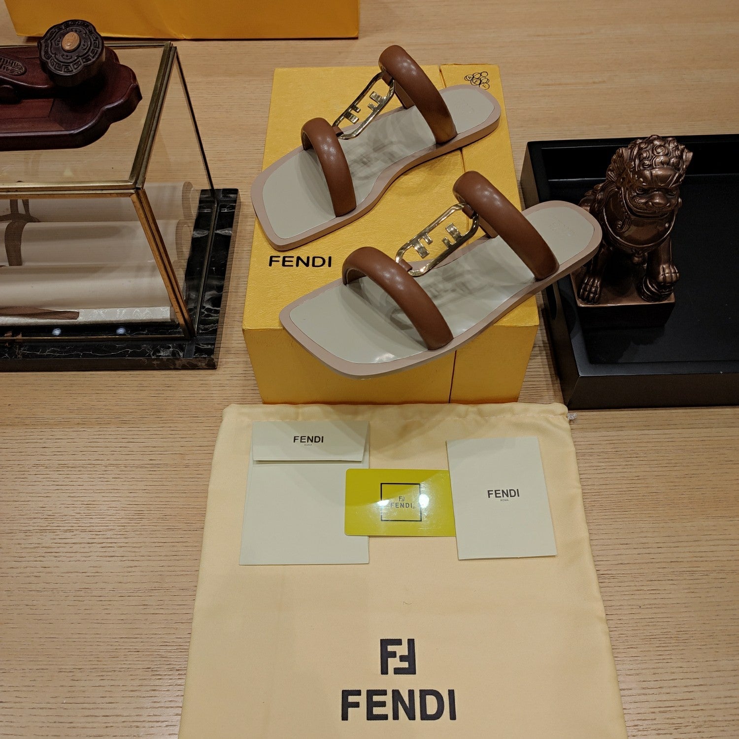 Luxury Shoes - FED - 044