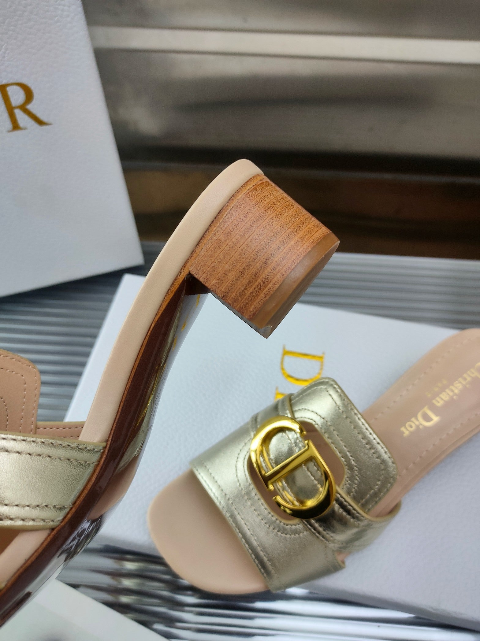 Luxury Shoes - DIR - 153