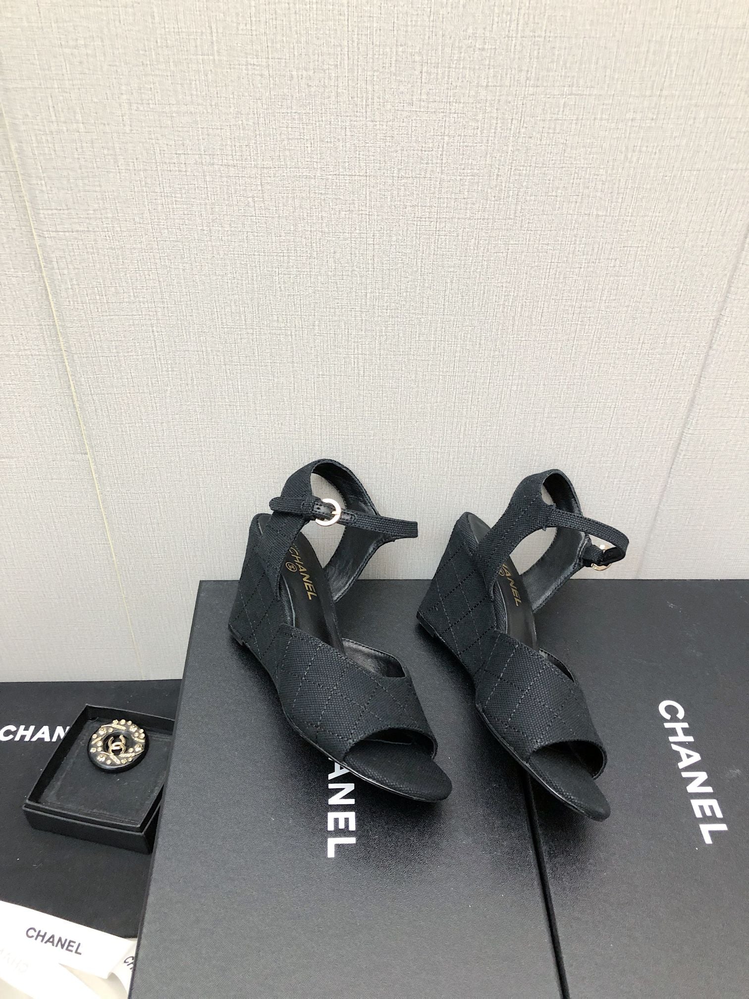 Luxury Shoes Sandals - CHL - 271