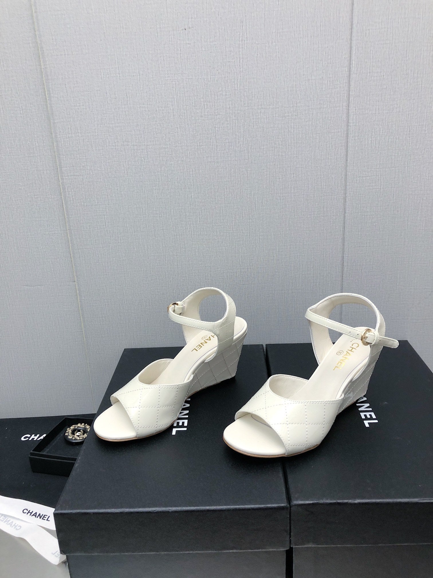 Luxury Shoes Sandals - CHL - 275