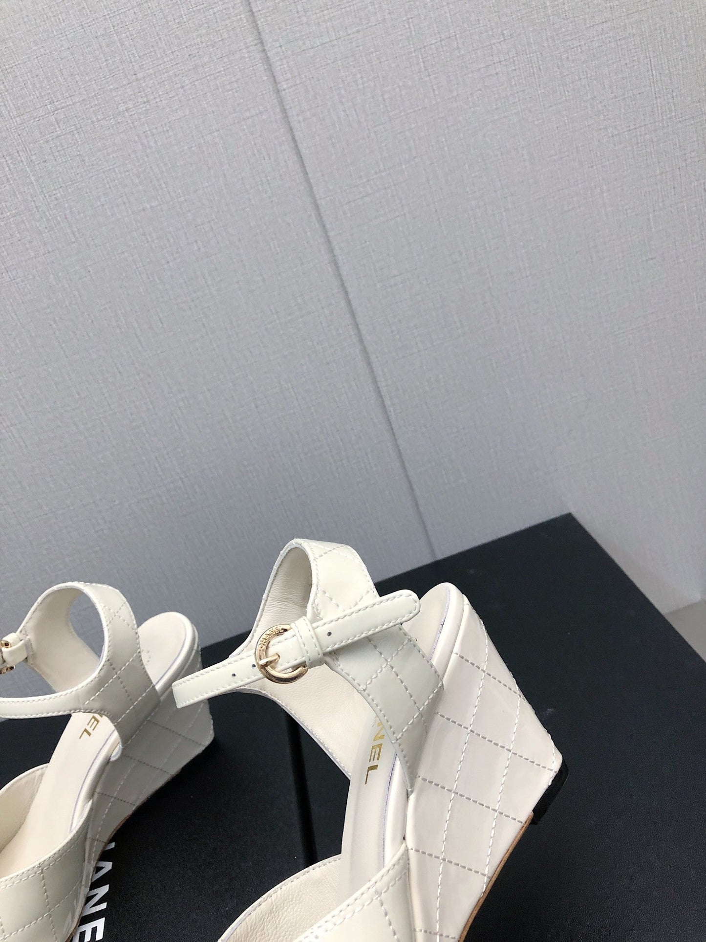 Luxury Shoes Sandals - CHL - 275