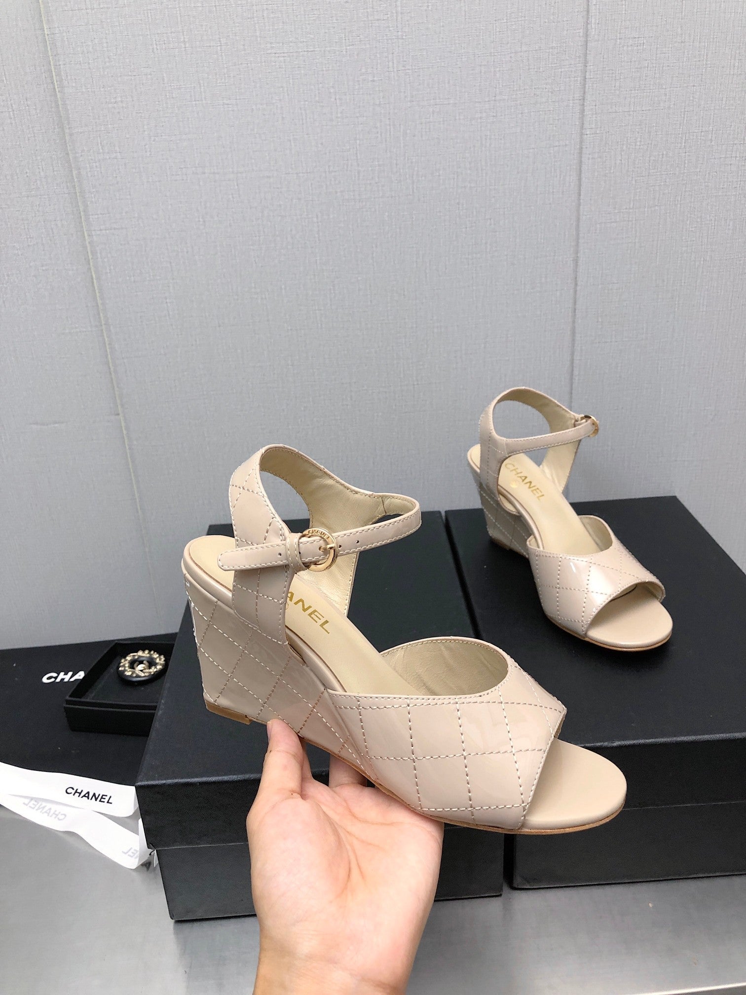 Luxury Shoes Sandals - CHL - 273