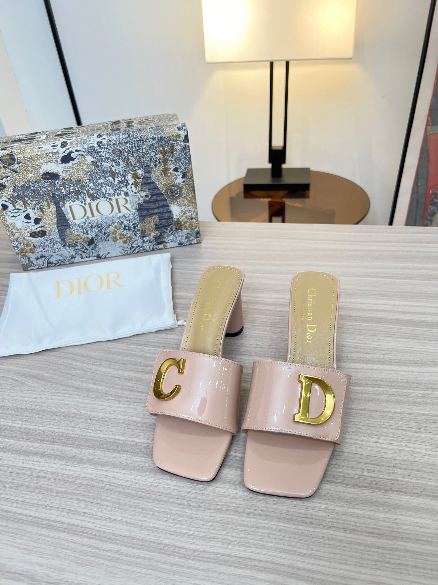 Luxury Shoes - DIR - 160