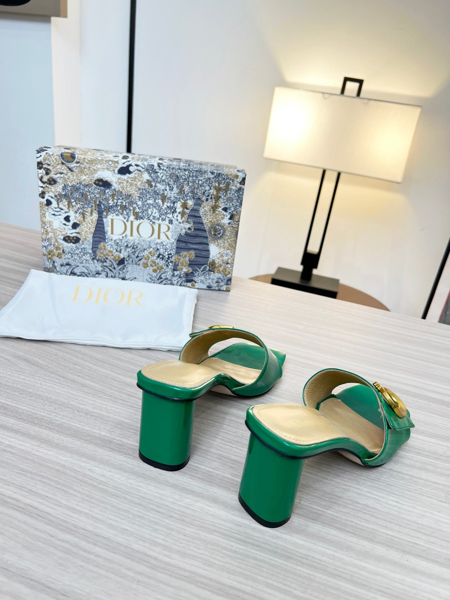 Luxury Shoes - DIR - 161