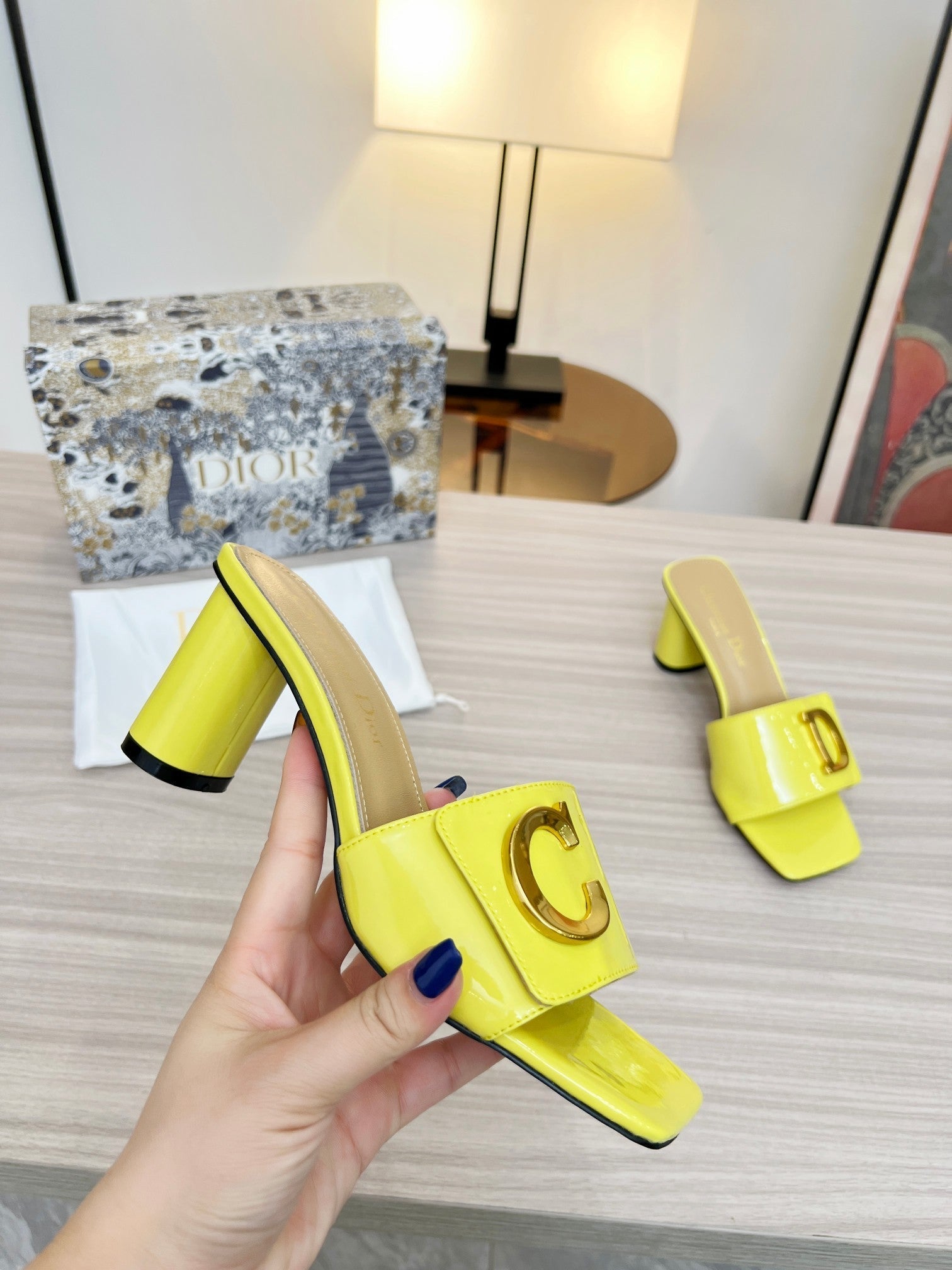 Luxury Shoes - DIR - 164
