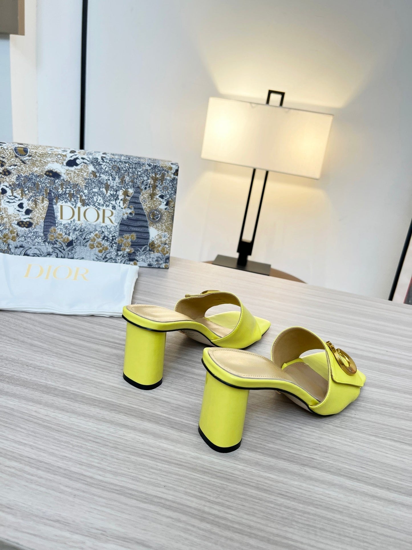 Luxury Shoes - DIR - 164