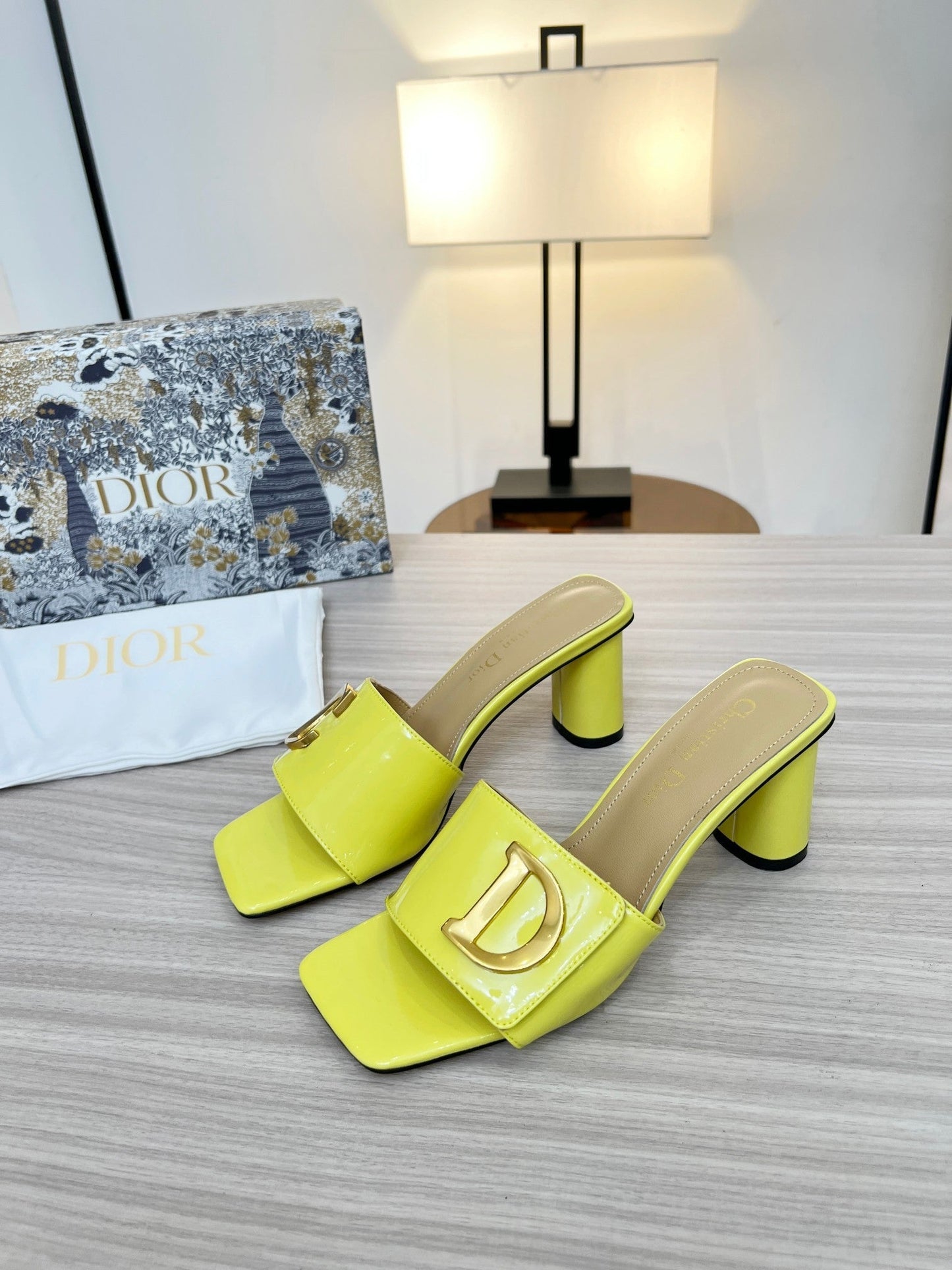 Luxury Shoes - DIR - 164