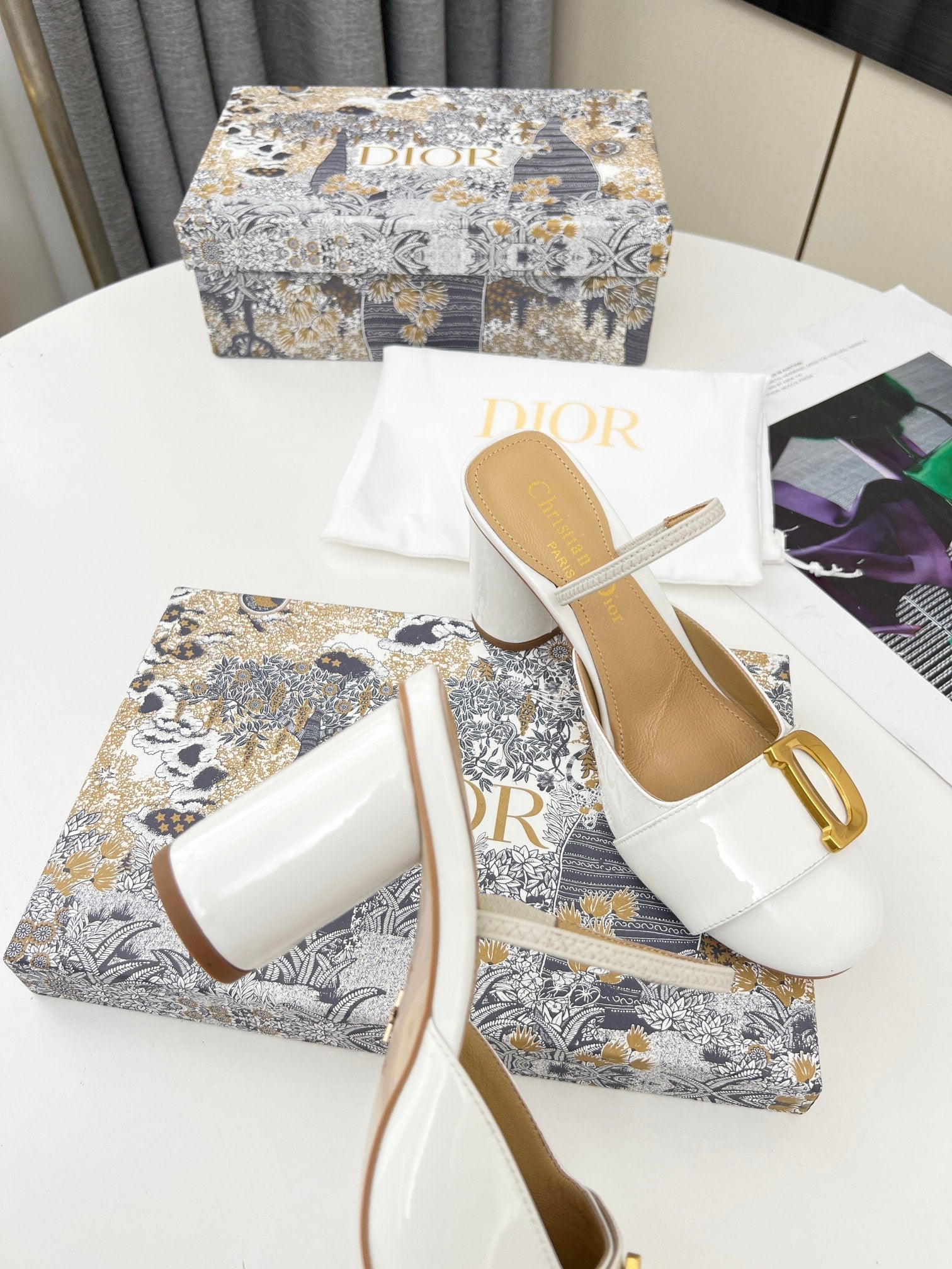 Luxury Shoes - DIR - 171