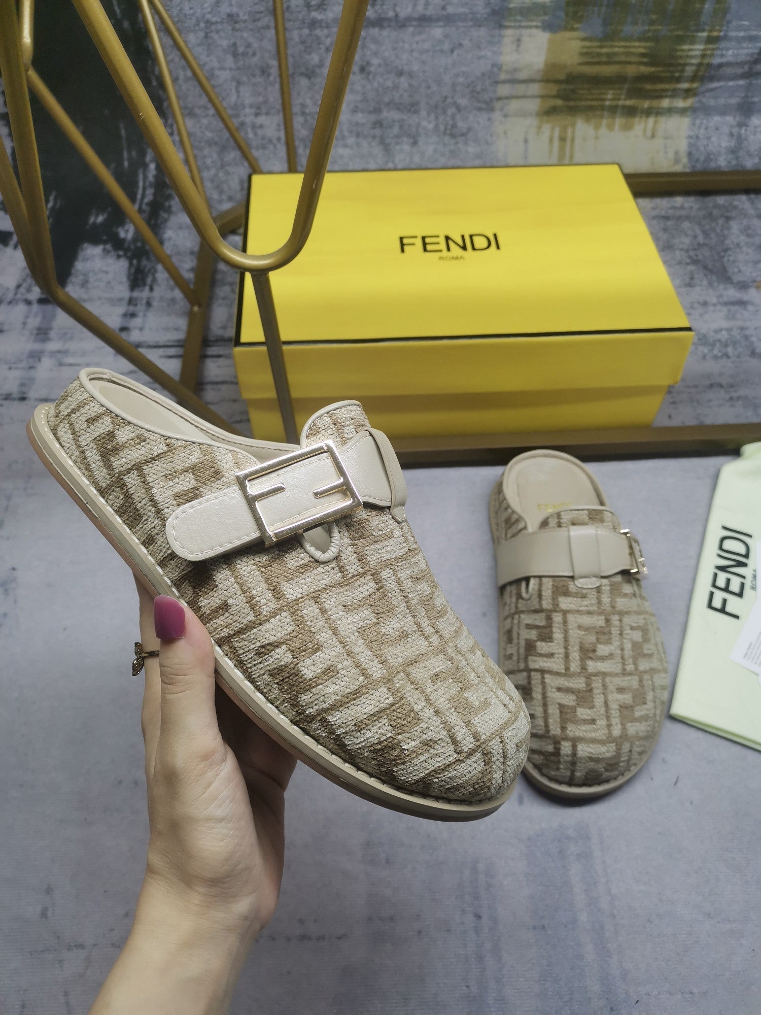 Luxury Shoes - FED - 019