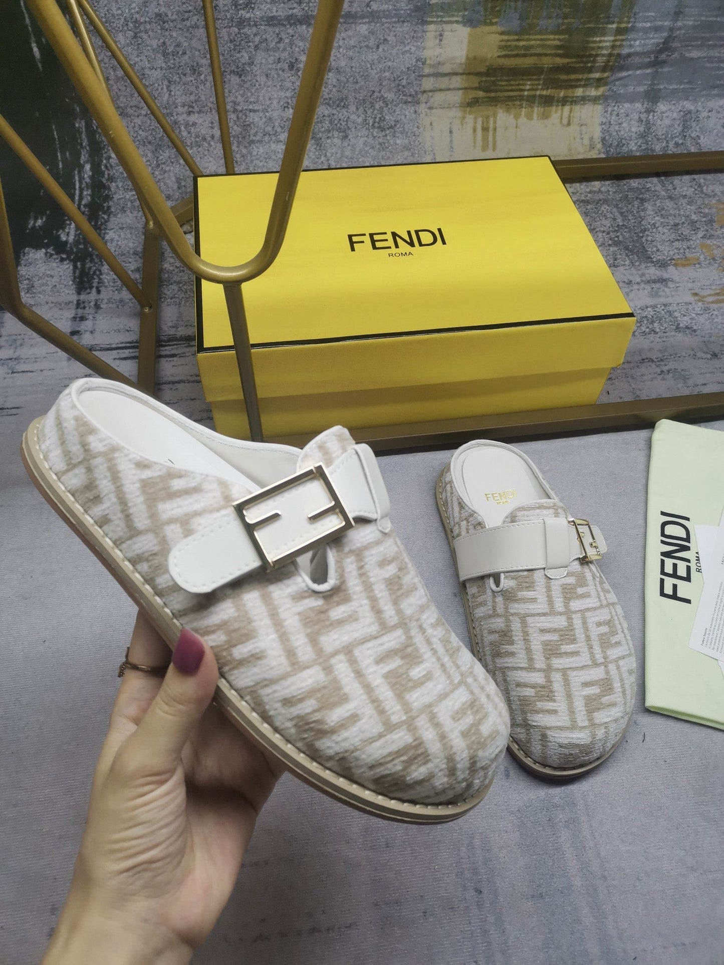 Luxury Shoes - FED - 020